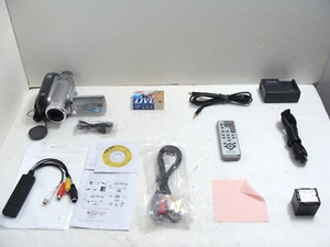 Panasonic PV-GS320 3CCD Mini DV Hybrid Camcorder + Video Transfer Kit - Picture 1 of 5