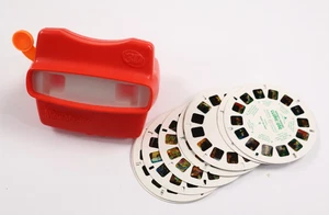 Vintage Fisher Price 3D Red Viewmaster with some Dora,Mickey,Disney Slides - Picture 1 of 6