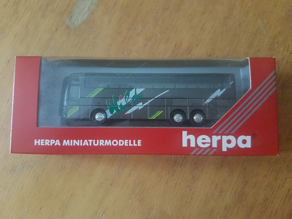 Herpa 140584 Setra S 215 HDH Bus WILD OVP 1:87  - Immagine 1 di 3
