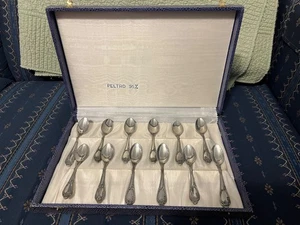 Menge (12) Vintage Peltro 95% Zinn Teelöffel x 4-5/8" lang mit Etui Sehr guter Zustand - Bild 1 von 11