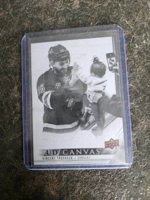 2022-23 Upper Deck Extended Series 2 UD Canvas Black And White Vincent Trocheck - Image 1 of 2