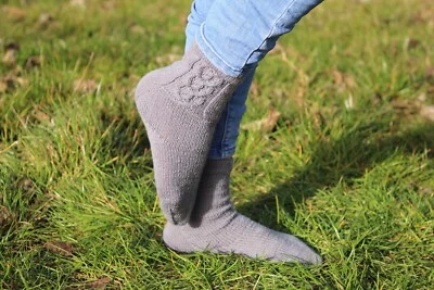 Charcoal Gray Cable Socks - Изображение 1 из 4