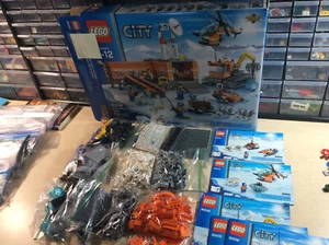 Lego City Arctic Base Camp #60036 Husky orso polare 735 pezzi 100% usato in ottime condizioni - Foto 1 di 5
