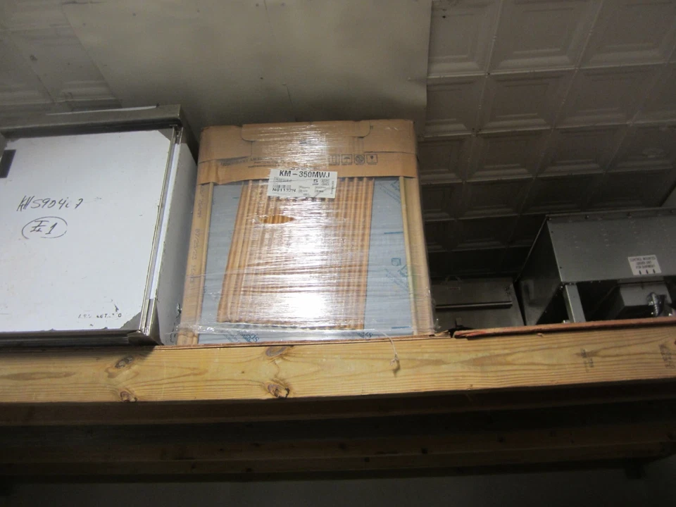 Hoshizaki KM-420MWJ Slim Line 22"W Water Cooled Modular Crescent Ice Maker - ...