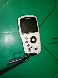 Camcorder Kodak Playsport Zx3 High Def PARTS ONLY, Just Needs Battery - Picture 1 of 7