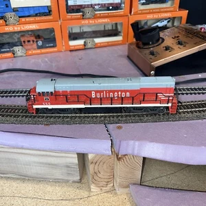 HO Rivarossi Burlington Route U25C CB&Q 550 Locomotive Powered Tested Runs - Picture 1 of 10