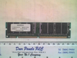 Siemens HYS64V8300GU-8 CL2 64MB 100MHz 168pin PC100-222-620 SIMM Memory - Afbeelding 1 van 3
