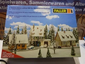 Bausatz Set"Winter im Dorf" von Faller 8/68 - Picture 1 of 2