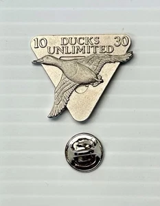 Pewter Triangle 10/30 Ducks Unlimited Lapel/Hat Pin - Picture 1 of 2