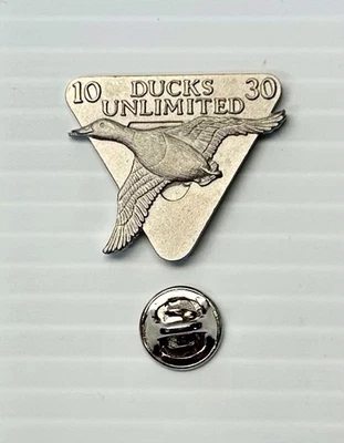 Pewter Triangle 10/30 Ducks Unlimited Lapel/Hat Pin - Image 1 of 2
