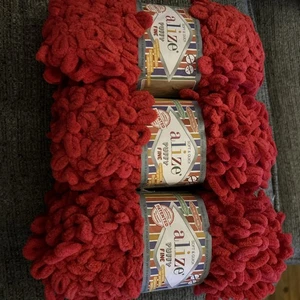 Neu Menge 3 Alize Puffy Fein Farbe: 56 (rot) 762980 Fingerschlaufe Kostenloser Versand - Bild 1 von 8