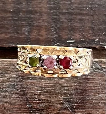 Anillo Vesta Oro Amarillo 14K Madre con 3 Piedras Natales 3.2g Vintage Talla 7 1/4 Foto 1 de 4