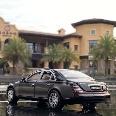 1:24 Maybach 62s S650 Classic Luxy Car Alloy Car Model Diecasts Metal Toys Gifts - Image 1 of 4