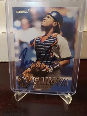 1997 Fleer Raul Casanova #95 Autographed D - Image 1 of 4
