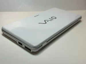 Sony Vaio Type P VGN-P70H bianco Giappone USATO - Foto 1 di 20