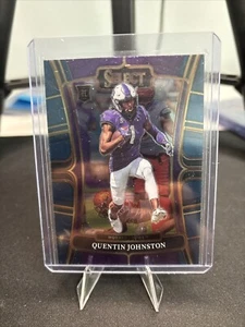 2023 Select Draft Picks #5 Quentin Johnson RC TCU Horned Frogs - Bild 1 von 1
