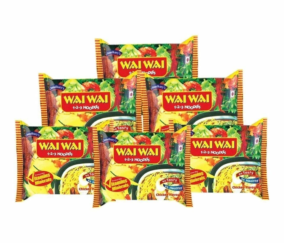 Wai Wai Instant Noodles Chicken Flavored 75g each Pack Of 3,6,10,15,24,30 - Image 1 of 1