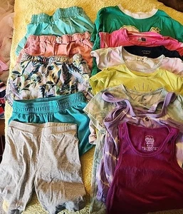 Girls Lot of 13 Shorts and Tops, Justice, Old Navy-mixed lot-5 shorts/8 tops - Picture 1 of 18