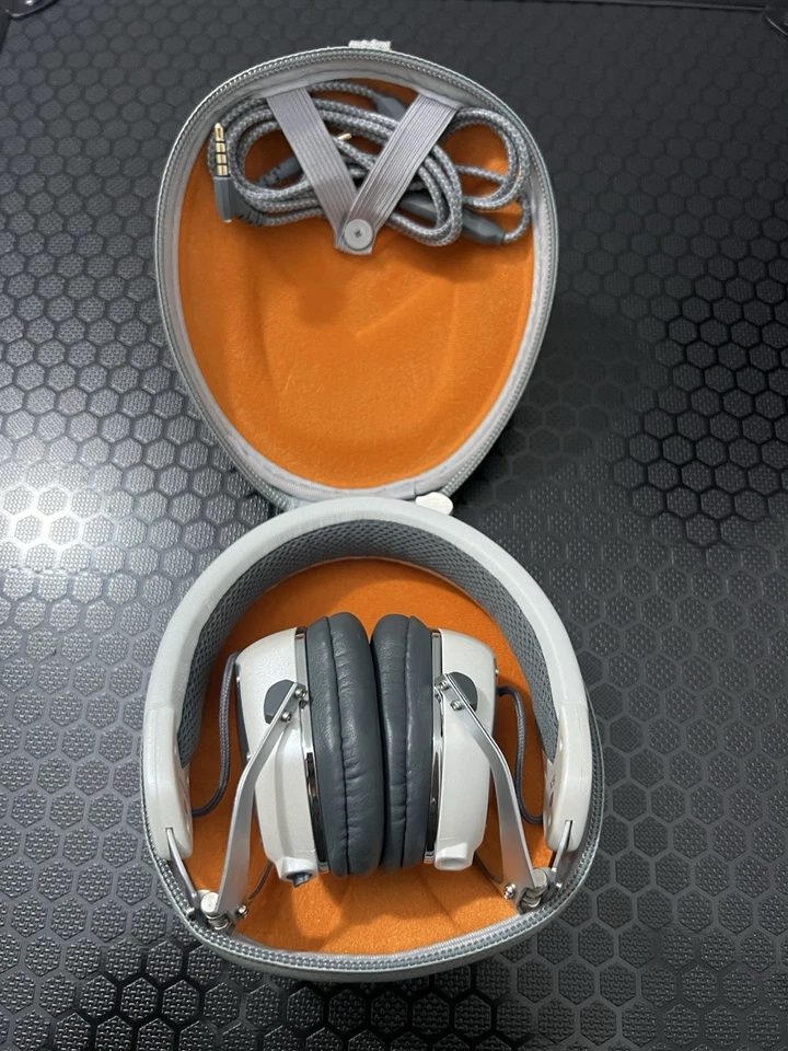 V Moda Xs - Immagine 1 di 4