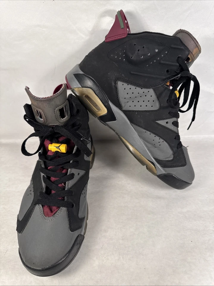 AIR Jordan 6 VI Burdeos Talla 9.5 EE. UU. - CT8529-063 - Usado Foto 1 de 4