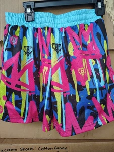 Baseball Lifestyle 101 Youth Medium Graffiti Crown Shorts - Picture 1 of 4