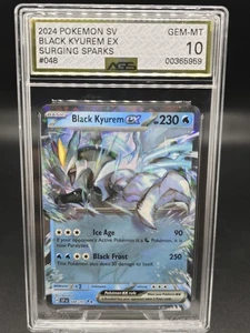 Negro Kyurem ex 048/191 Surging Sparks (2024) Holo AGS 10 GEMA Como Nuevo - Imagen 1 de 2