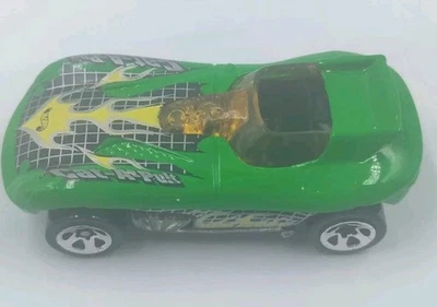 Vintage Hot Wheels 1998 First Edition Cat-A-Pult Green Yellow 1:64 Diecast Loose - Image 1 of 4