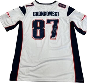 Rob Gronkowski jersey hand signed size M Patriots BAS COA - Picture 1 of 8