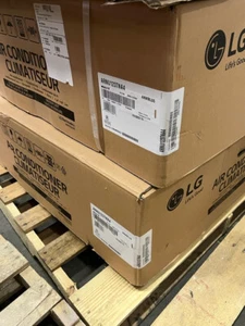 LG MULTI V *Ceiling Cassette* ARNU123TNA4 12,300-13,600 BTU's 208-230V, 1PH - Picture 1 of 5