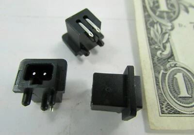 20 Tiger Technology 2-Pin Male Pin Right Angle Rectangular Receptacles E158869-R - Image 1 of 4