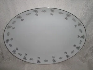 Fukagawa Arita Pattern No 1040 White Rose Hand Painted Turkey Serving Platter - Picture 1 of 4