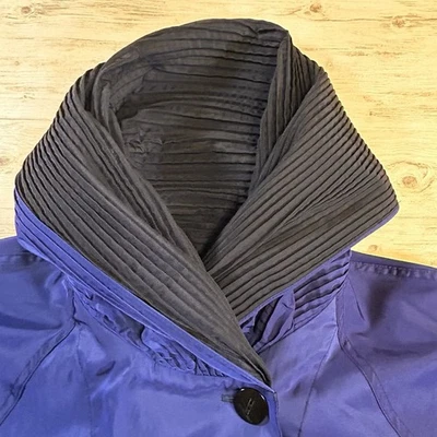 Impermeable Mycra Pac Donatella Mujer Pequeño Reversible Acordeón Capucha Foto 1 de 4