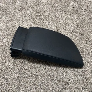 ✅ 14-17 OEM BMW F22 2 Series Center Armrest Tray Console Sensatec Black - Picture 1 of 4