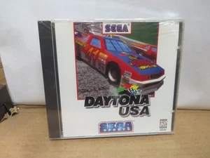 CD ROM VINTAGE années 1990 SOFTWARE-SCELLÉ-INUTILISÉ " DAYTONA USA " SEGA SPORTS - Photo 1/2