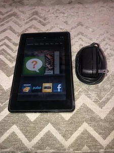 AMAZON KINDLE 4th GEN d01100 6" EBOOK READER 2GB in BLACK TESTED - Picture 1 of 4