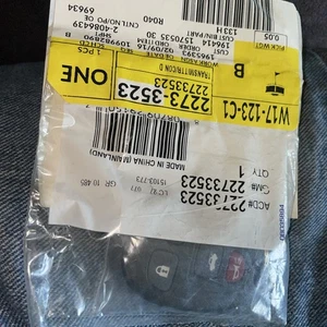 OEM GM CHEVY BUICK PONTIAC KEYLESS REMOTE ENTRY FOB TRANSMITTER 22733523 - Picture 1 of 2