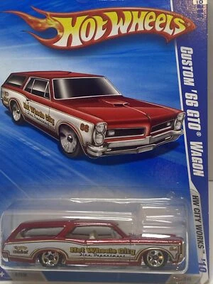 Hot Wheels #111 HW City Works 2010 3/10 personalizado '66 GTO WAGON variante roja con 5 velocidades Foto 1 de 4