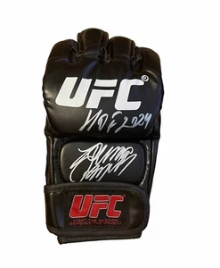 Joanne Wood signierter UFC Handschuh Echtheitszertifikat Beweis Foto 1 - Bild 1 von 4