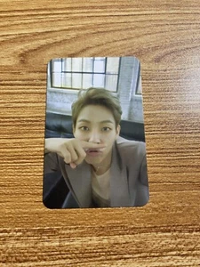 Tarjeta fotográfica álbum The Rose Woosung Dawn rara - Imagen 1 de 4