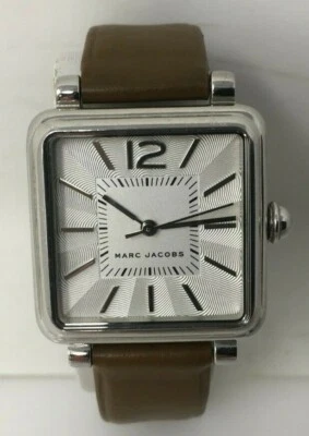 Reloj para mujer Marc Jacobs MJ1436 correa de cuero marrón Foto 1 de 4