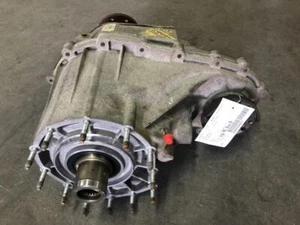 2005-2010 Jeep Grand Cherokee Transfer Case Assembly NV245 Oem - Picture 1 of 3
