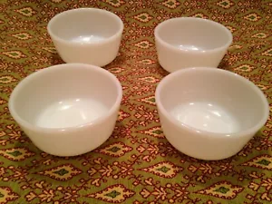 Lot of 4 vintage Fire King Milk Glass Ice Cream Bowls, 6 Oz, Anchor Hocking.. - Picture 1 of 8