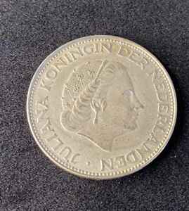 1966 Netherlands 2 1/2 Gulden 0.7200 Silver ASW 0.3472 Oz Free Ship