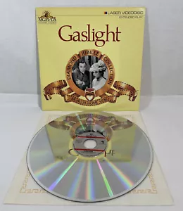 Gaslight Ingrid Bergman Angela Lansbury Movie MGM Laser Videodisc ML 100473 - Picture 1 of 12