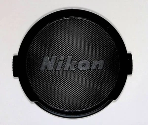 Tapa de lente frontal genuina vintage Nikon con clip de 52 mm - Imagen 1 de 2