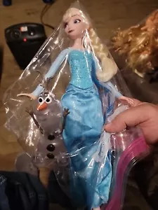 Disney Frozen II ELSA & OLAF She Wotks - Picture 1 of 3