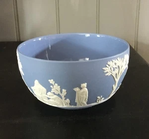 Vintage Wedgwood Blue Jasperware Sacrifice Imperial 5 In Diameter Bowl - Picture 1 of 7