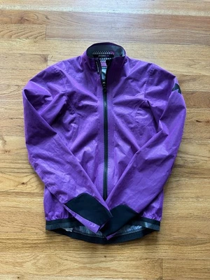 Chaqueta de ciclismo para mujer Assos impermeable y a prueba de viento talla pequeña Foto 1 de 2