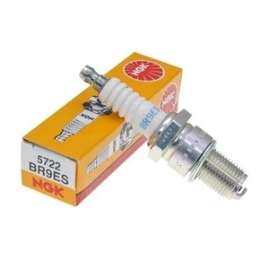 CANDELA ORIGINALE NGK BR9ES PIAGGIO TYPHOON X 50 1996 - - Foto 1 di 2