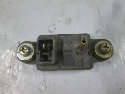 SENSOR DE PRESIÓN DE REFUERZO YAMAHA VMax / FJ1200 / Venture Royale 22N-82380-10-00 Foto 1 de 4